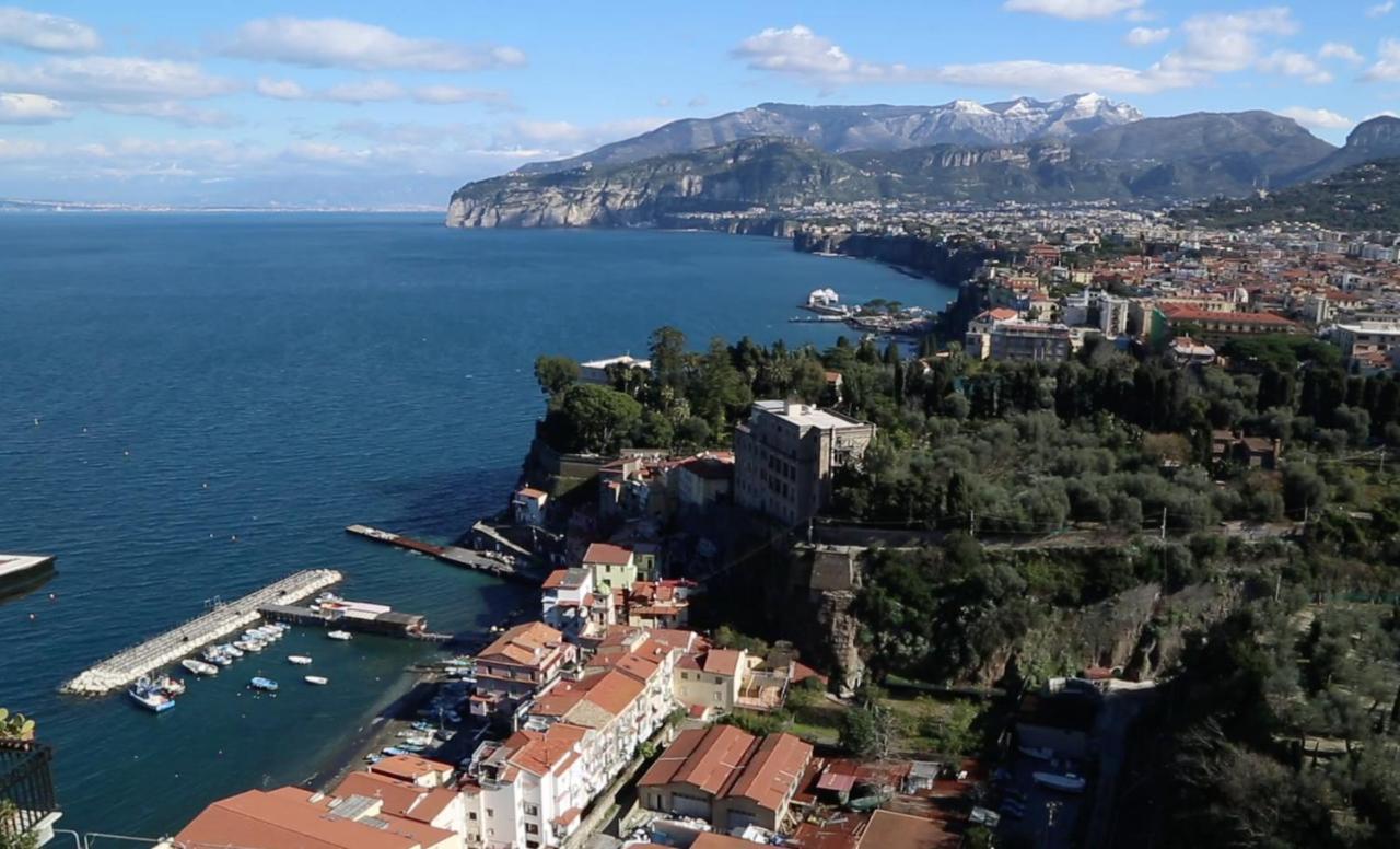 Happy Flat On The Sea Apartamento Sorrento Exterior foto